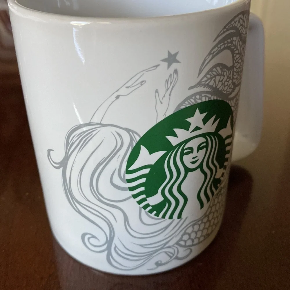 Starbucks Mermaid Coffee Mug  11 fl oz